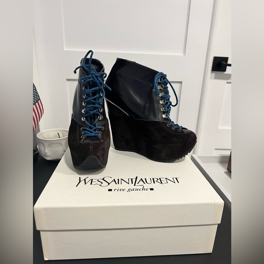 Yves Saint Laurent boots size 37.5